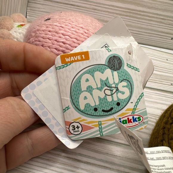 Ami Amis Bunni The Bunny Rabbit 4” And Telly Mini Crochet Plush Jakks NEW Wave 1 - Picture 4 of 4